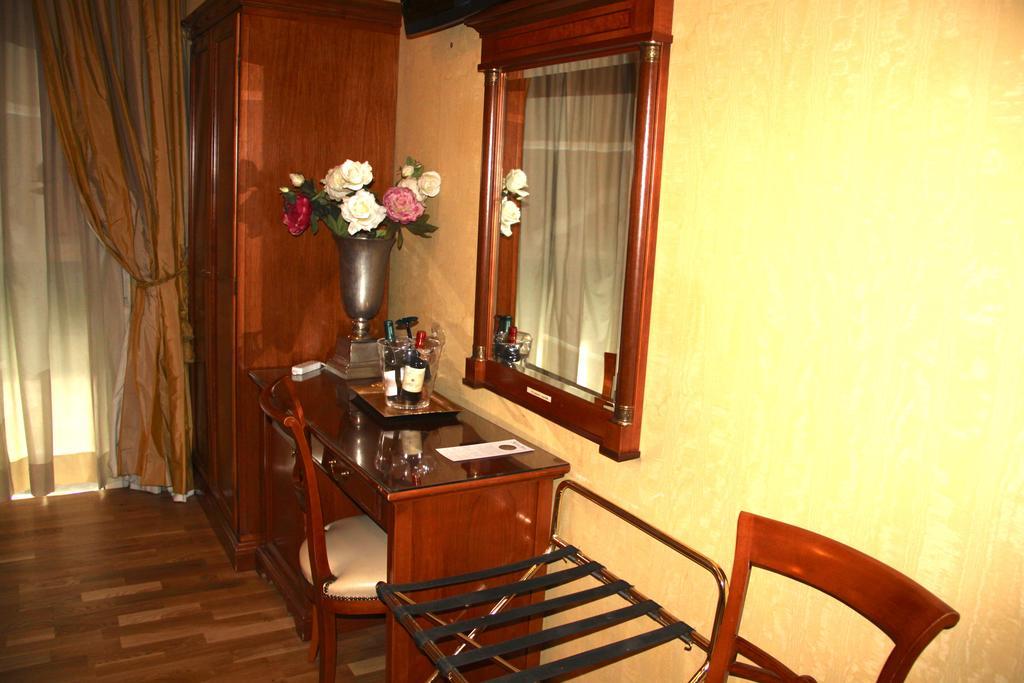 Luxury Rooms H 2000 Roma Zewnętrze zdjęcie