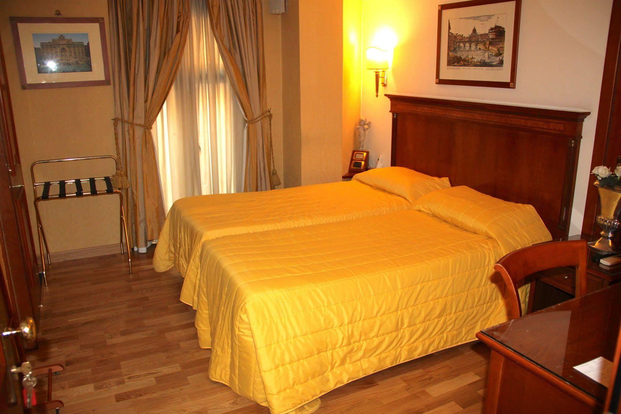 Luxury Rooms H 2000 Roma Zewnętrze zdjęcie